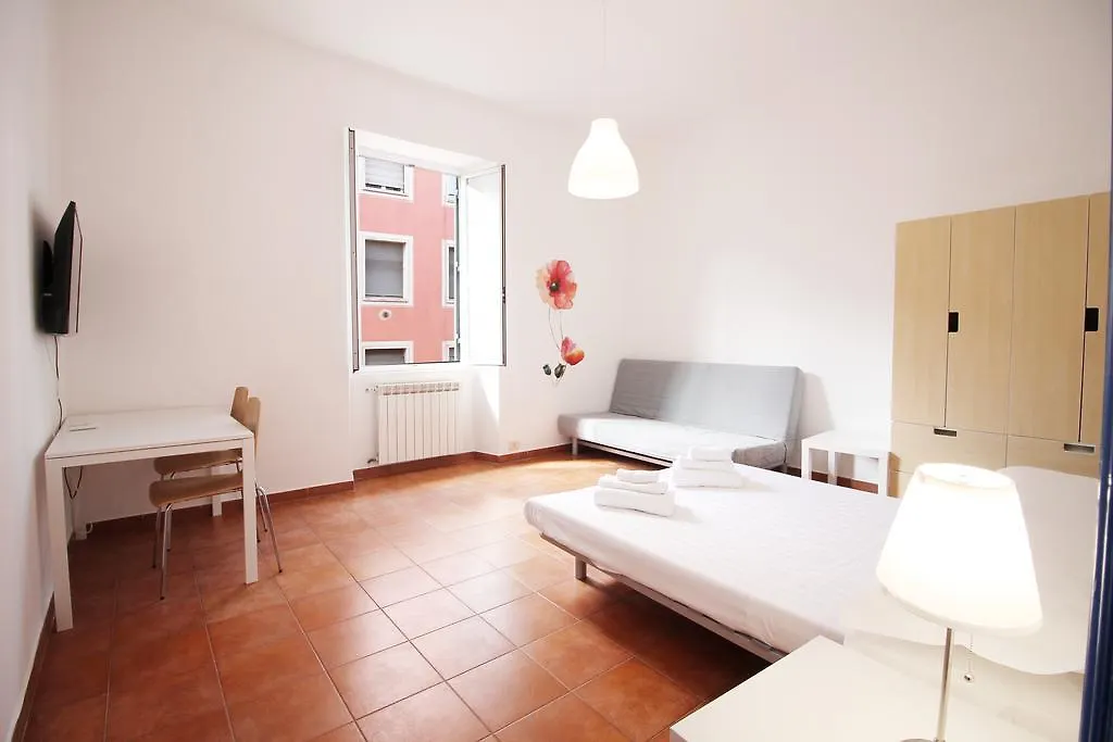 Colosseum Super Family Apartment Rome Italy