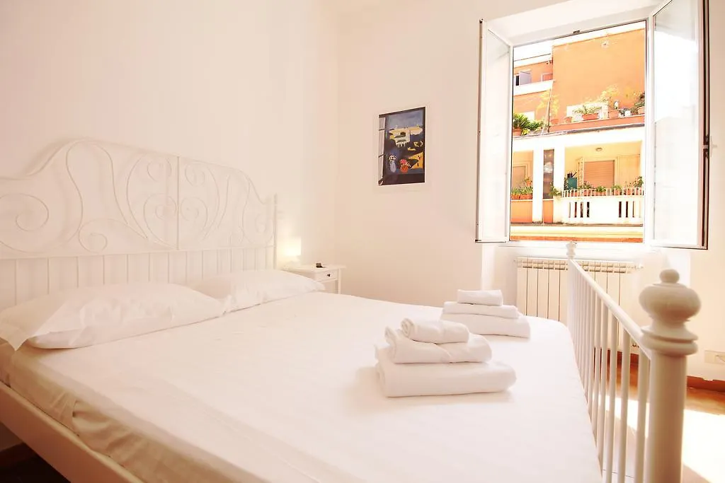 Colosseum Super Family Apartment Roma Italia